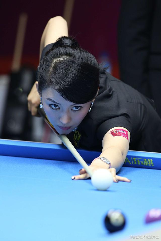 以教练身份 以教练身份